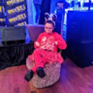 Meet your Posher, Cheri